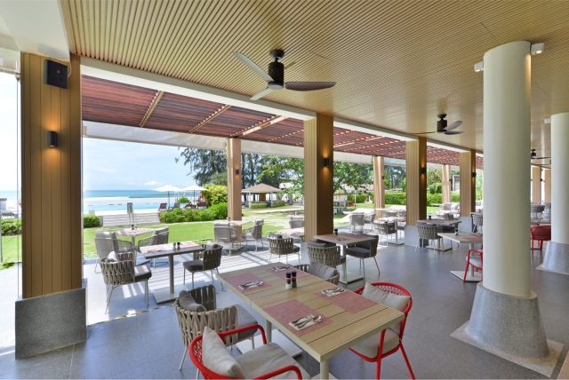 Buafah Restaurant near beach - Twin Lotus Resort