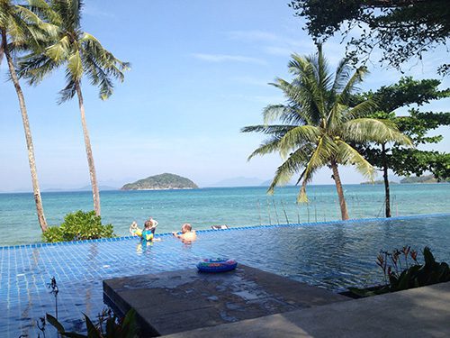 Seavana Beach Resort Infinity Pool Seavana Beach Resort Infinity Pool