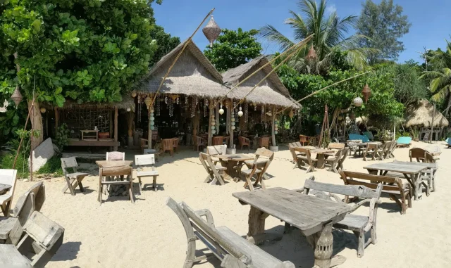 Narima Bungalow Beach Narima Bungalow Beach