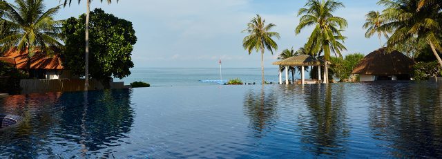 Rawi Warin Resort Infinity Ozone Pool Rawi Warin Resort Infinity Ozone Pool