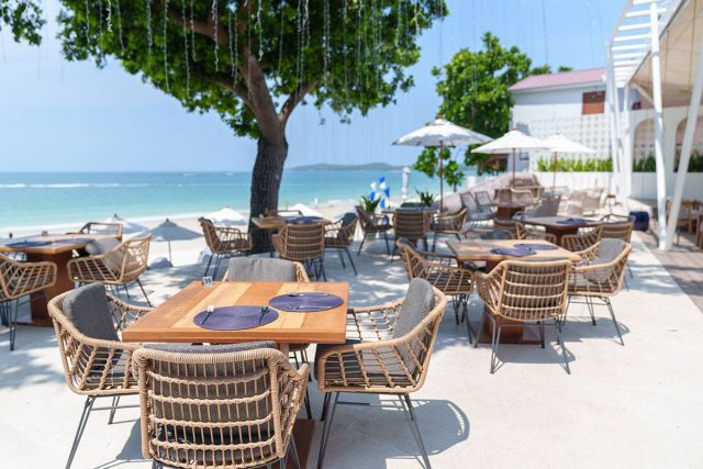 Sai Kaew Beach Resort Restaurant with Ocean View