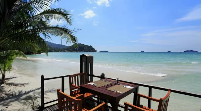 Centara Koh Chang Dining by the Beach