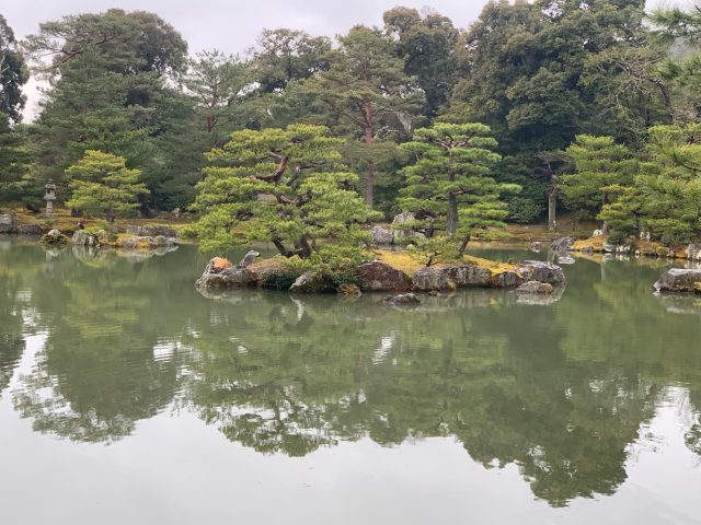 Guldpaviljonen og Sølvpaviljonen i Kyoto Guldpaviljonen og Sølvpaviljonen i Kyoto - Asien Travel