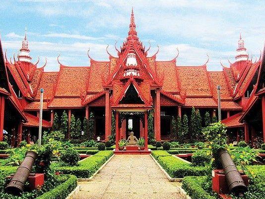 Rejse til Phnom Penh, Cambodjas Juvel