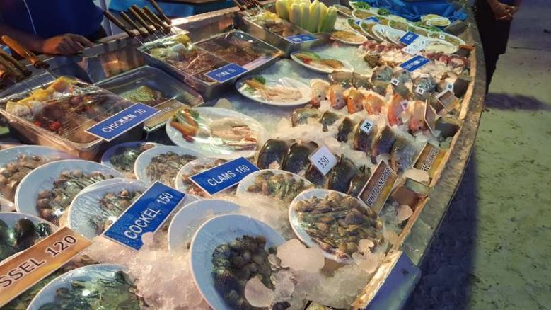 Shopping på White Sand Beach – Koh Chang