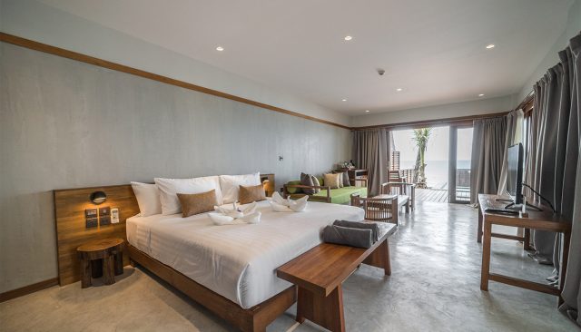 Banana Fan Sea Resort Beach Front Suite