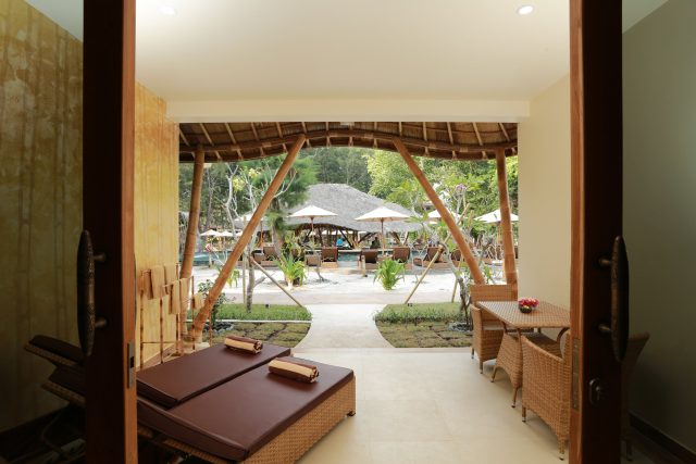 Pearl of Trawangan Pool Entrance