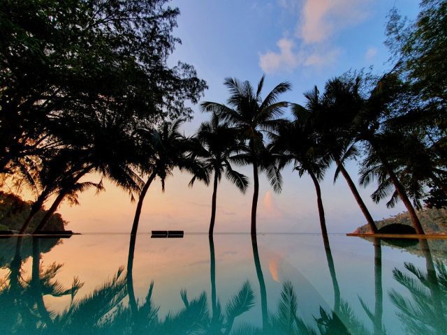 Salad Hut Balcony Pool