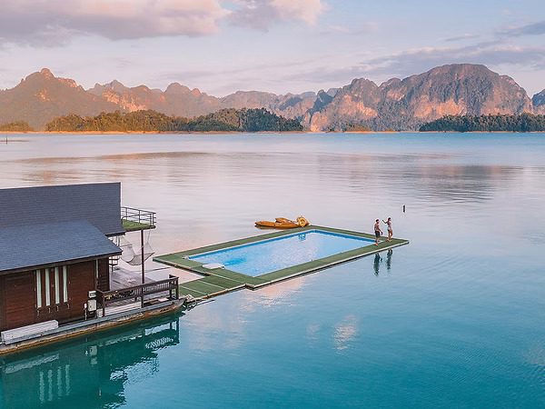 500Rai Floating Resort Honeymoon Suite