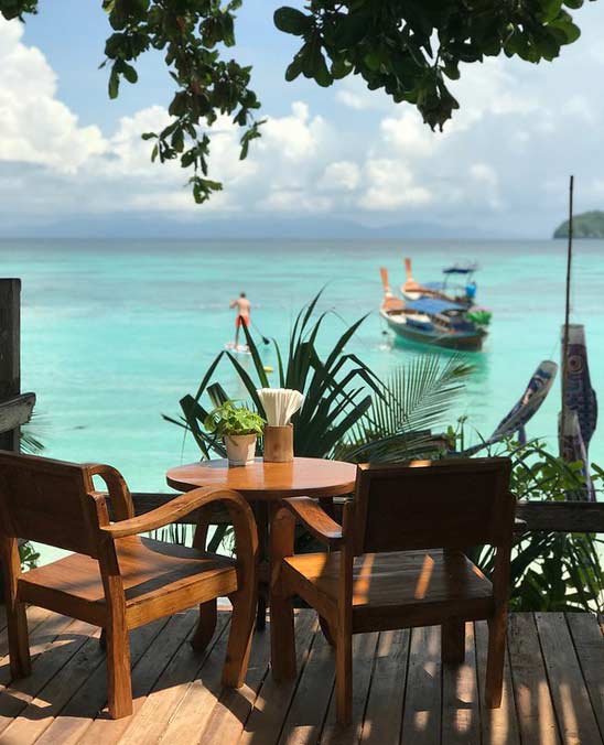 Castaway Beach Resort 2