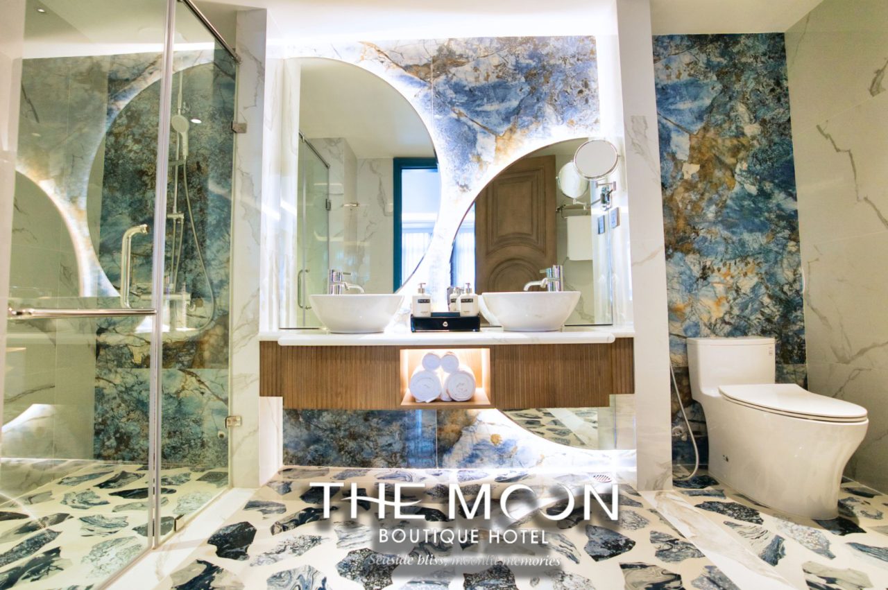 The Moon Boutique Hotel Bathroom