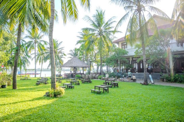 Vinh Hung Riverside Resort Outdoor& Spa