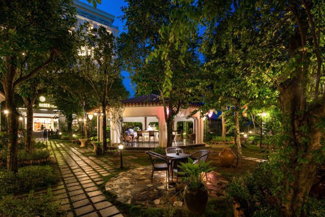 Hidden Charm Hotel & Resort Garden Bar