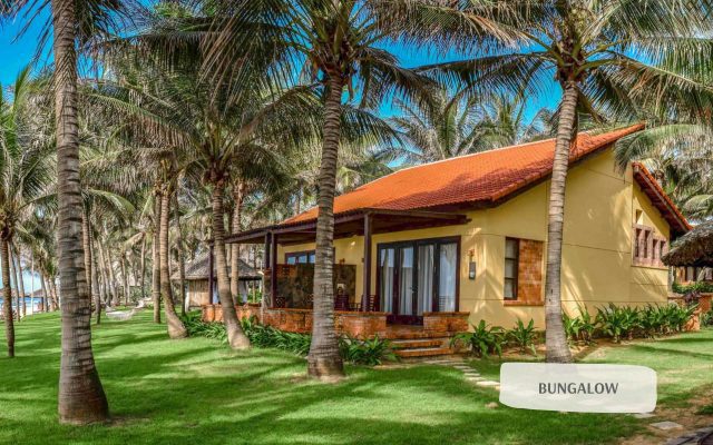 Pandanus Resort bungalow-1