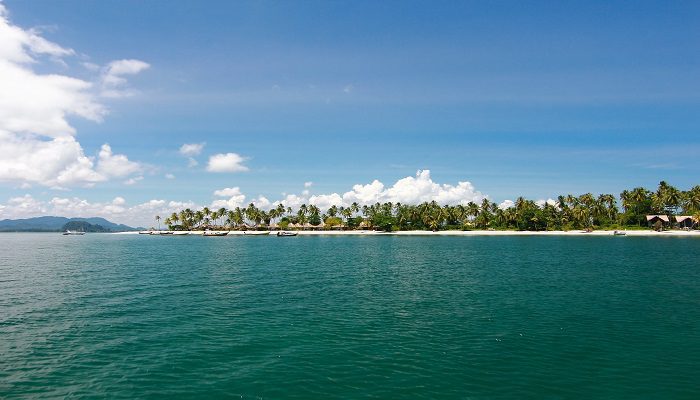 Rejse til Koh Mook – smukke strande, Emerald Cave og øhop i Thailand