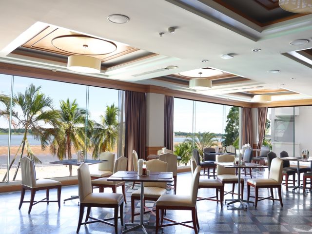 Fortune River View Hotel Dining