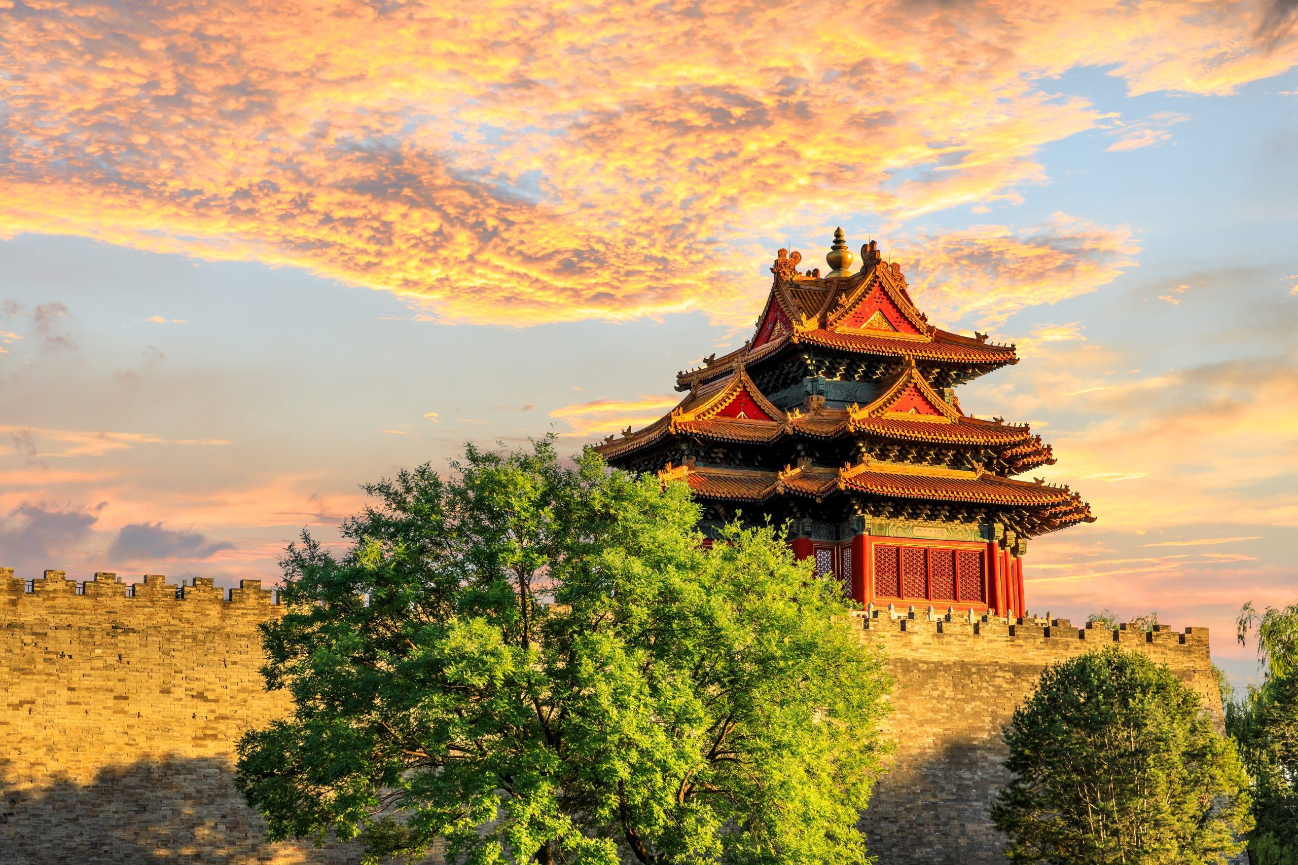 watchtower-of-forbidden-city-at-sunset-beijing-chi-2026-01-11-09-05-37-utc